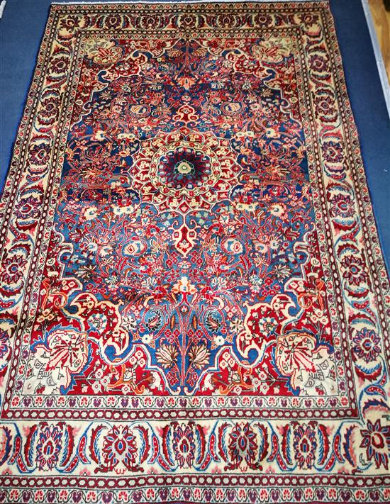 A Tafresh rug 220 x 140cm